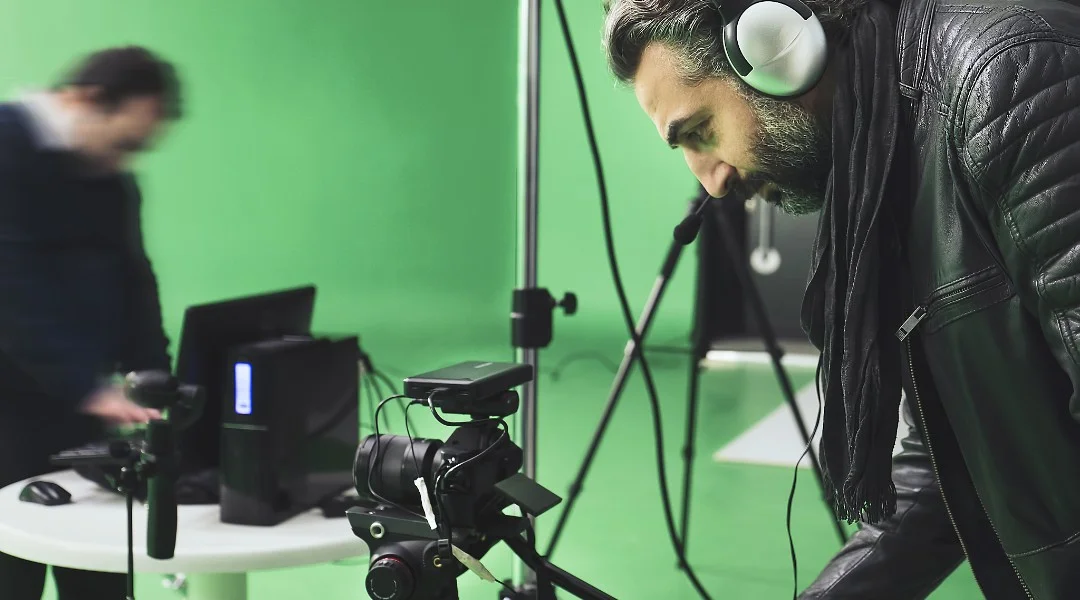 男同网原创剧《青春纪事》